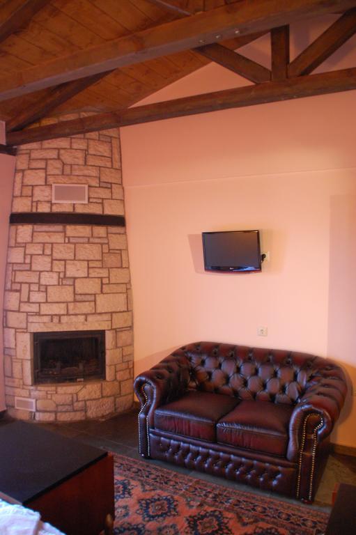 Ipsivaton Mountain Resort Moucha Room photo